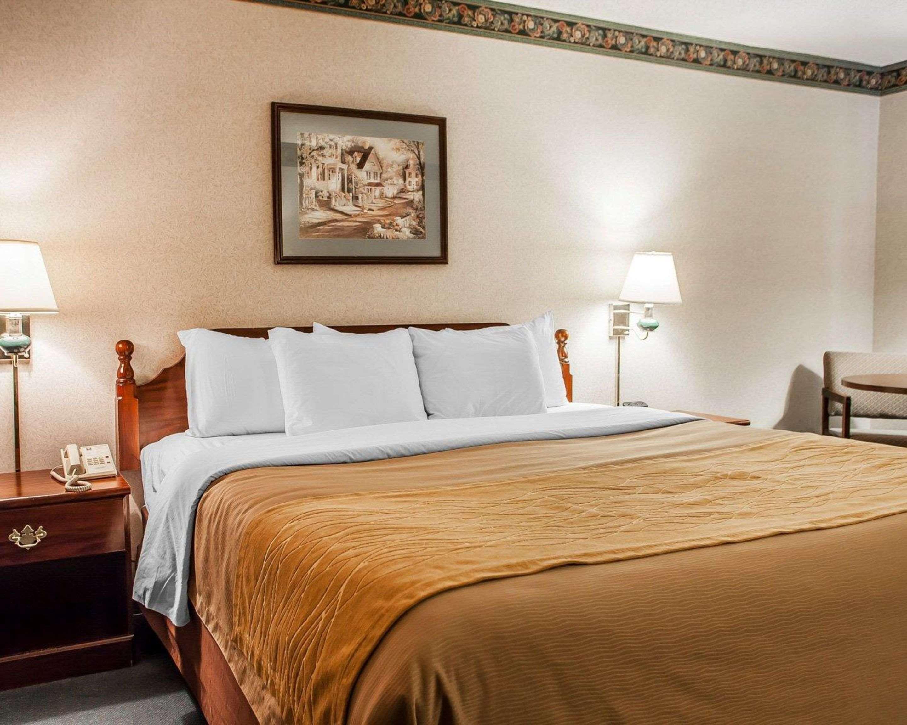 Quality Midway Inn 2*