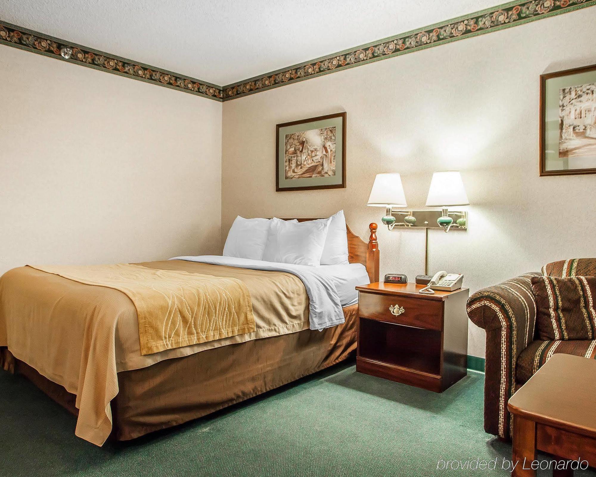 Quality Midway Inn 2*
